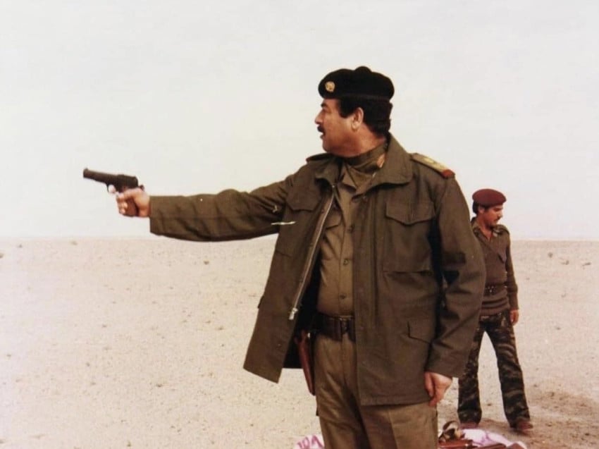 6 Diktator yang Mencoba Menulis Ulang Masa Kecil Mereka Sendiri